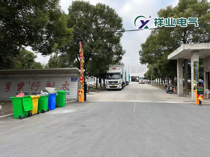 亨豐行制衣原200kvA增至400kvA配電工程送電順利完成